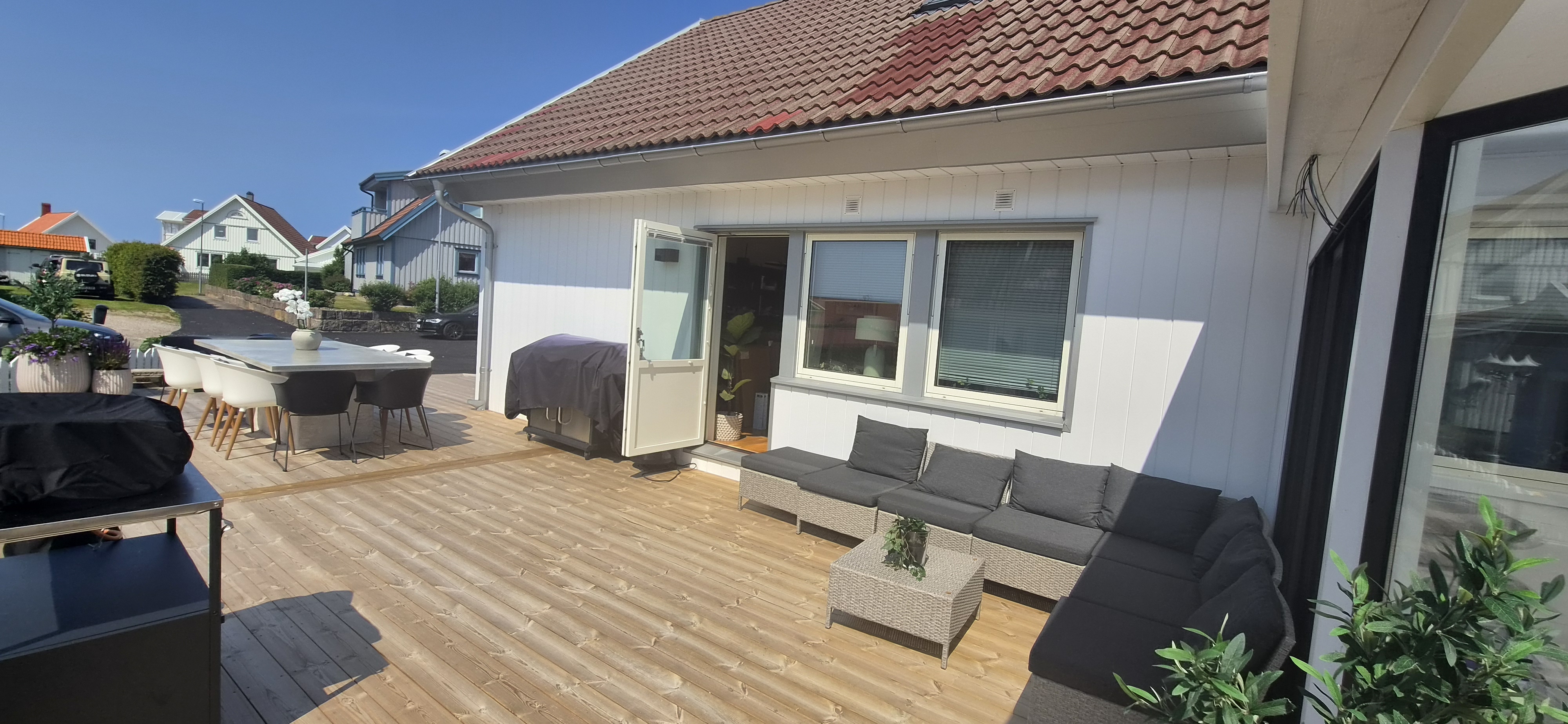 Kungshamn i solen