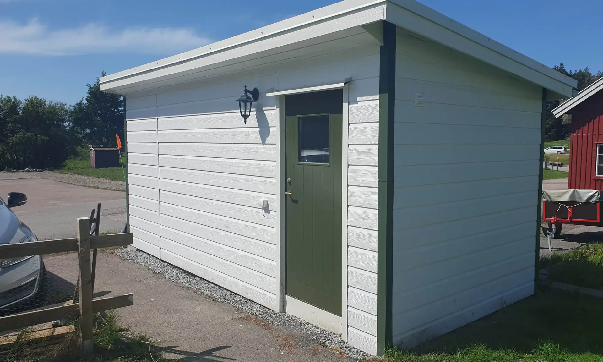 Ny fasad på trähus i Skärhamn