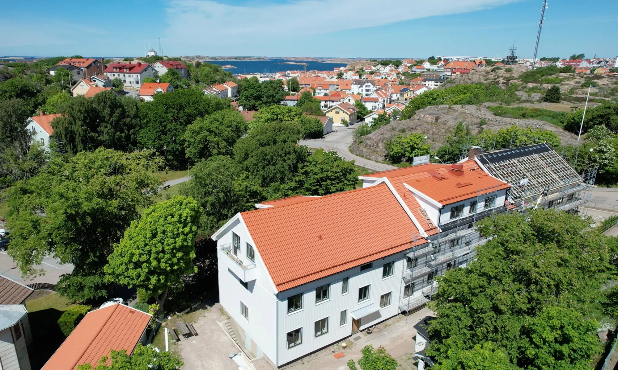 Hyreshus vid kyrka