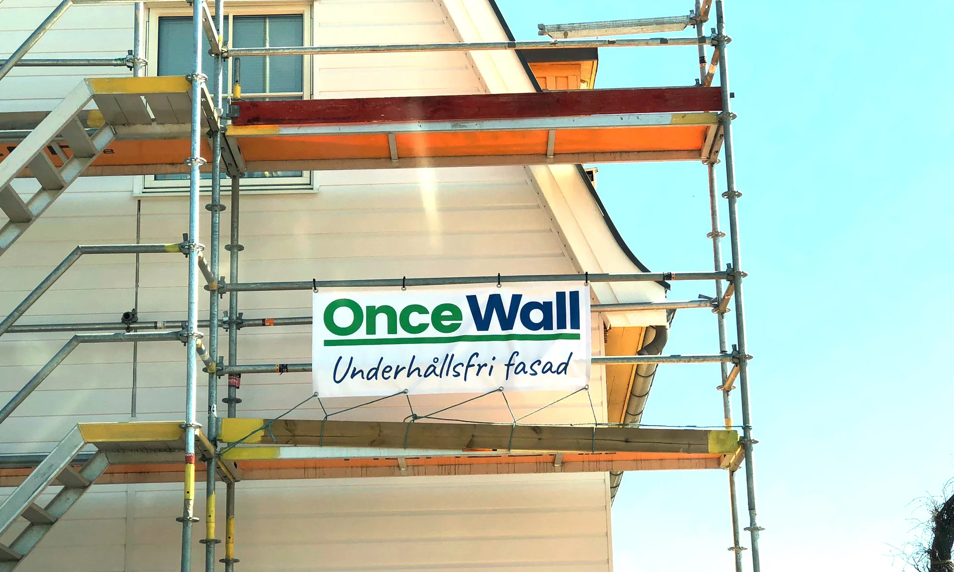 OnceWall banderoll på ställning