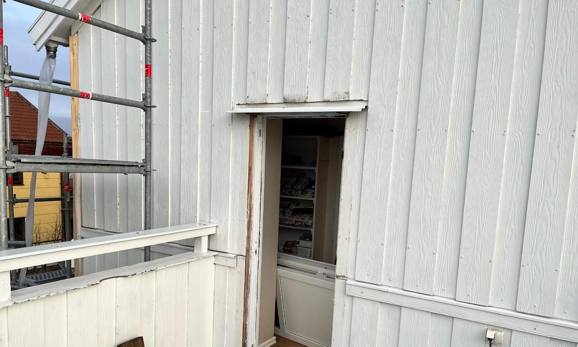 Fibercementbalkongdörr